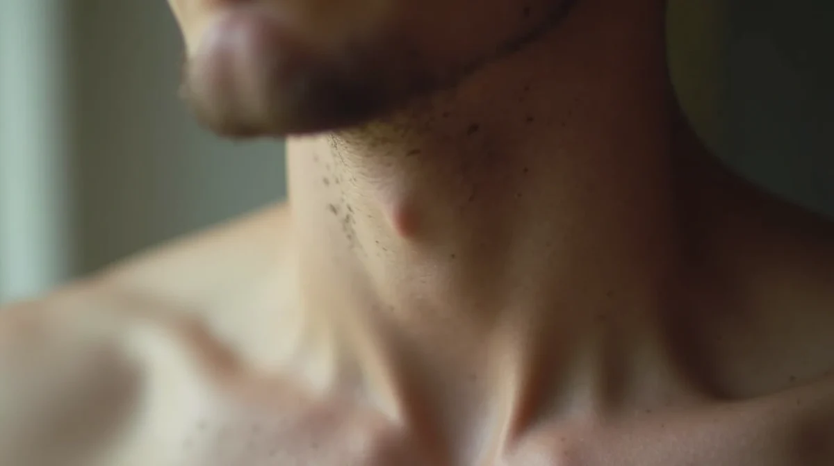 Quelles sont les principales méthodes d’épilation pour la nuque masculine à Paris ?